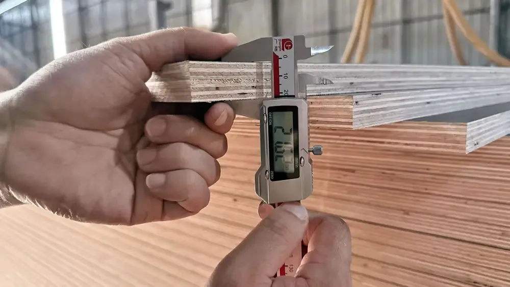 n6389-film-faced-plywood-thickness-measurement.webp.webp